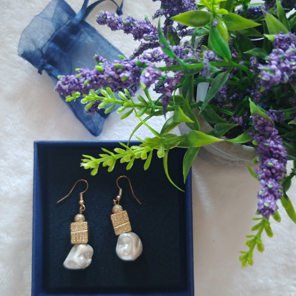 Vintage Baroque Pearl Earrings Flame Ball Pearl